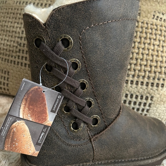 New Bearpaw distresses boots 8 - Picture 7 of 8